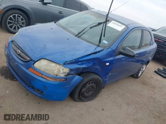 2006 Chevrolet Aveo LS z VIN KL1TD56666B647355, wystawiony jako IAAI lot #42835023 z przebiegiem 157 607 mil mil oraz . Historia ofert i sprzedaży dostępna na DreamBid. Obrazek 2.