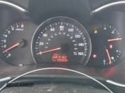 ✅ 2015 Kia Sorento LX • VIN: 5XYKT3A63FG581596 • Lot: 43641503. Wystawiony na IAAI z przebiegiem 155 068 mil. Bezpłatny archiwum sprzedaży aukcyjnych z USA i szczegółowy raport historii pojazdu na DreamBid. Zdjęcie 7.