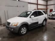 ✅ 2008 Kia Sorento EX • VIN: KNDJC736185763342 • Lot: 42640202. Listed on IAAI with 232,881 mi. Free auction sales archive from the USA and detailed vehicle history report at DreamBid. Image 2.