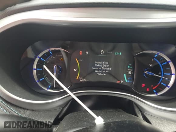 ✅ 2020 Chrysler Pacifica Hybrid Limited • VIN: 2C4RC1N71LR105540 • Lot: 62306315. Listed on Copart with 64,156 mi. Free auction sales archive from the USA and detailed vehicle history report at DreamBid. Image 9.