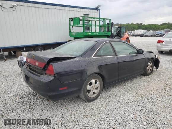 ✅ 1999 Honda Accord EX • VIN: 1HGCG3259XA010213 • Lot: 54174875. Wystawiony na Copart z przebiegiem Nie podano. Bezpłatny archiwum sprzedaży aukcyjnych z USA i szczegółowy raport historii pojazdu na DreamBid. Zdjęcie 3.