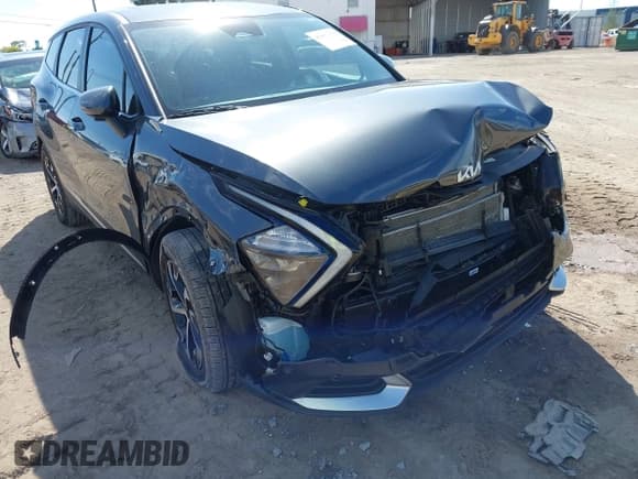 ✅ 2023 Kia Sportage EX • VIN: KNDPV3AF4P7170139 • Lot: 42993979. Listed on IAAI with 36,547 mi. Free auction sales archive from the USA and detailed vehicle history report at DreamBid. Image 6.