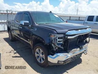 ✅ 2025 GMC Sierra 1500 SLT • VIN: 3GTPHDED6SG199970 • Лот: 42813660. Опубликован ранее на IAAI с пробегом 9 523 миль. Бесплатный доступ к архиву аукционных продаж из США и подробный отчёт об истории автомобиля на DreamBid. Изображение 1.