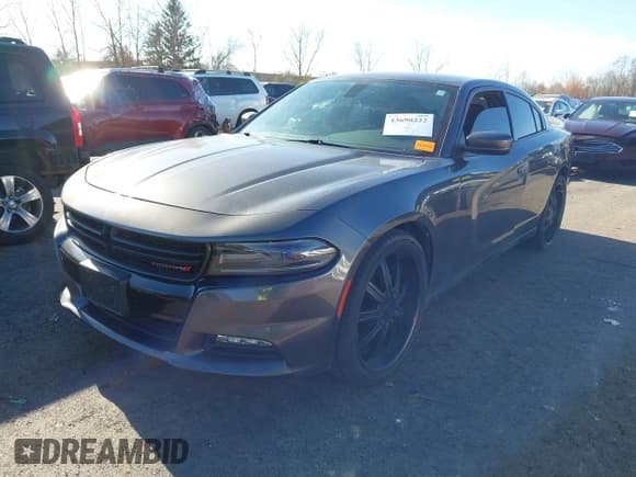 ✅ 2015 Dodge Charger SE • VIN: 2C3CDXBG6FH836165 • Лот: 43690222. Опубликован ранее на IAAI с пробегом 205 765 миль. Бесплатный доступ к архиву аукционных продаж из США и подробный отчёт об истории автомобиля на DreamBid. Изображение 2.