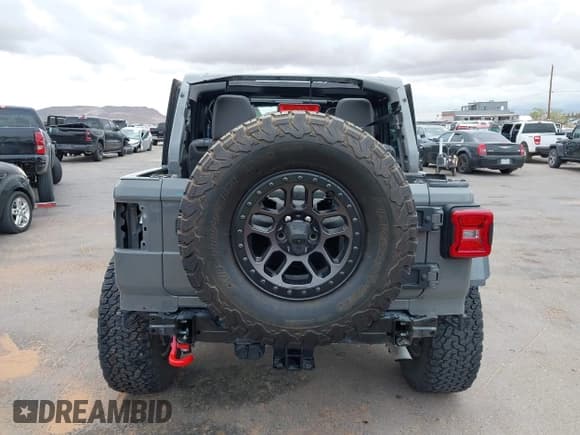 ✅ 2021 Jeep Wrangler Unlimited Rubicon • VIN: 1C4JJXFG8MW842795 • Lot: 42571315. Listed on IAAI with 31,004 mi. Free auction sales archive from the USA and detailed vehicle history report at DreamBid. Image 16.
