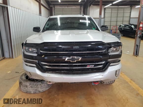 ✅ 2017 Chevrolet Silverado 1500 LTZ • VIN: 3GCUKSECXHG405607 • Lot: 84567205. Wystawiony na Copart z przebiegiem 108 533 mil. Bezpłatny archiwum sprzedaży aukcyjnych z USA i szczegółowy raport historii pojazdu na DreamBid. Zdjęcie 5.