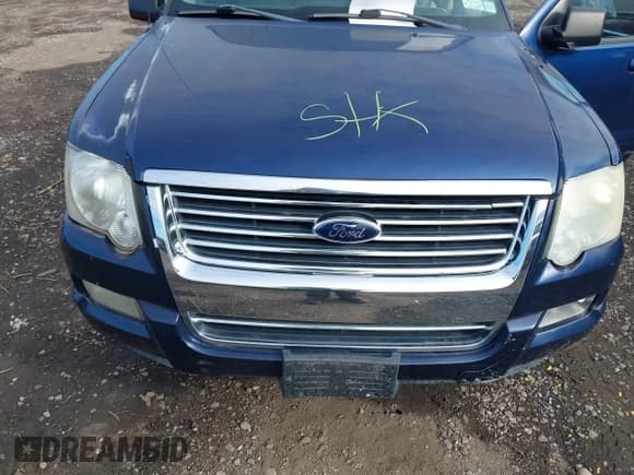 ✅ 2008 Ford Explorer XLT • VIN: 1FMEU73E78UB12210 • Lot: 43744045. Wystawiony na IAAI z przebiegiem 190 637 mil. Bezpłatny archiwum sprzedaży aukcyjnych z USA i szczegółowy raport historii pojazdu na DreamBid. Zdjęcie 10.