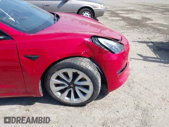 ✅ 2022 Tesla Model 3 Long Range • VIN: 5YJ3E1EB5NF174606 • Lot: 42463894. Wystawiony na IAAI z przebiegiem 36 677 mil. Bezpłatny archiwum sprzedaży aukcyjnych z USA i szczegółowy raport historii pojazdu na DreamBid. Zdjęcie 6.