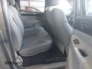 ✅ 2014 Toyota Tacoma • VIN: 3TMMU4FN4EM072128 • Lot: 42479725. Wystawiony na IAAI z przebiegiem 287 877 mil. Bezpłatny archiwum sprzedaży aukcyjnych z USA i szczegółowy raport historii pojazdu na DreamBid. Zdjęcie 8.