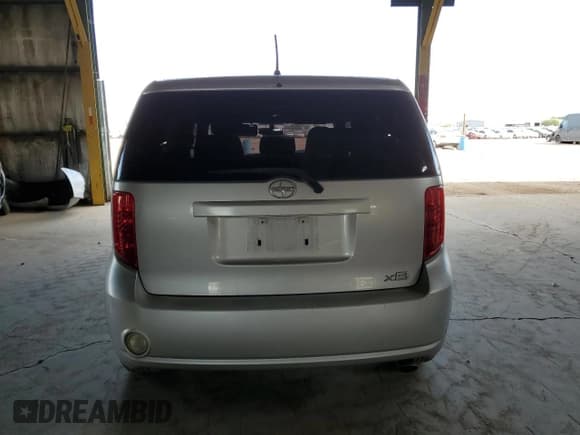 ✅ 2009 Scion xB • VIN: JTLKE50E691073968 • Lot: 85012935. Wystawiony na Copart z przebiegiem 177 323 mil. Bezpłatny archiwum sprzedaży aukcyjnych z USA i szczegółowy raport historii pojazdu na DreamBid. Zdjęcie 6.