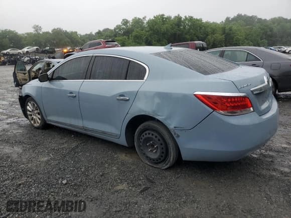 ✅ 2013 Buick LaCrosse Leather • VIN: 1G4GC5E39DF258425 • Lot: 60646225. Listed on Copart with 152,288 mi. Free auction sales archive from the USA and detailed vehicle history report at DreamBid. Image 2.