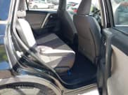 ✅ 2015 Toyota RAV4 XLE • VIN: 2T3WFREV7FW147289 • Лот: 43413855. Опубликован ранее на IAAI с пробегом 171 234 миль. Бесплатный доступ к архиву аукционных продаж из США и подробный отчёт об истории автомобиля на DreamBid. Изображение 8.