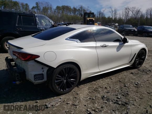 ✅ 2017 Infiniti Q60 Premium • VIN: JN1EV7EL4HM551316 • Lot: 48262205. Wystawiony na Copart z przebiegiem 83 261 mil. Bezpłatny archiwum sprzedaży aukcyjnych z USA i szczegółowy raport historii pojazdu na DreamBid. Zdjęcie 3.
