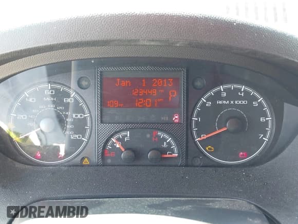 ✅ 2014 Ram ProMaster Cargo • VIN: 3C6TRVAG2EE121498 • Lot: 42581663. Wystawiony na IAAI z przebiegiem 123 449 mil. Bezpłatny archiwum sprzedaży aukcyjnych z USA i szczegółowy raport historii pojazdu na DreamBid. Zdjęcie 7.