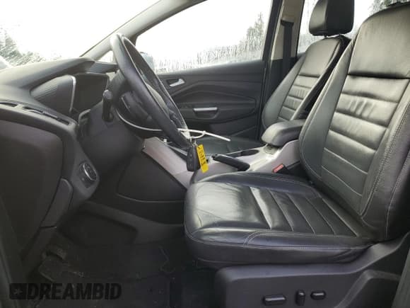 ✅ 2015 Ford C-Max SEL • VIN: 1FADP5BU8FL102069 • Лот: 93295055. Опубликован ранее на Copart с пробегом 68 878 миль. Бесплатный доступ к архиву аукционных продаж из США и подробный отчёт об истории автомобиля на DreamBid. Изображение 7.