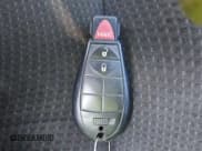 ✅ 2017 Dodge Grand Caravan SE • VIN: 2C4RDGBG3HR648996 • Lot: 39329230. Wystawiony na IAAI z przebiegiem 108 260 mil. Bezpłatny archiwum sprzedaży aukcyjnych z USA i szczegółowy raport historii pojazdu na DreamBid. Zdjęcie 11.