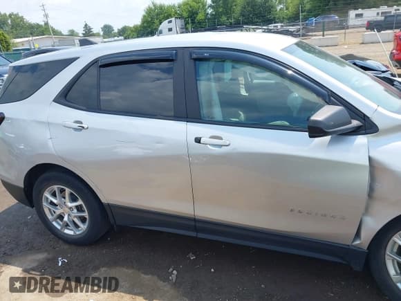 ✅ 2022 Chevrolet Equinox LS • VIN: 3GNAXHEV6NS146011 • Lot: 42966139. Listed on IAAI with 45,459 mi. Free auction sales archive from the USA and detailed vehicle history report at DreamBid. Image 12.