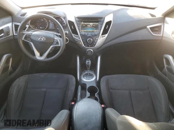 ✅ 2013 Hyundai Veloster w/Black Int • VIN: KMHTC6AD7DU145197 • Lot: 84288934. Wystawiony na Copart z przebiegiem 145 842 mil. Bezpłatny archiwum sprzedaży aukcyjnych z USA i szczegółowy raport historii pojazdu na DreamBid. Zdjęcie 8.