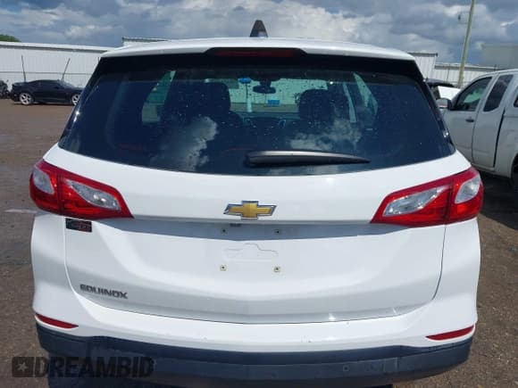 ✅ 2020 Chevrolet Equinox LS • VIN: 3GNAXFEV0LS654136 • Lot: 42214480. Listed on IAAI with 39,738 mi. Free auction sales archive from the USA and detailed vehicle history report at DreamBid. Image 17.
