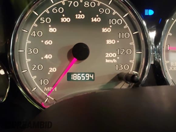 ✅ 2006 Saturn VUE • VIN: 5GZCZ534X6S882580 • Лот: 43593811. Опубликован ранее на IAAI с пробегом 186 594 миль. Бесплатный доступ к архиву аукционных продаж из США и подробный отчёт об истории автомобиля на DreamBid. Изображение 7.