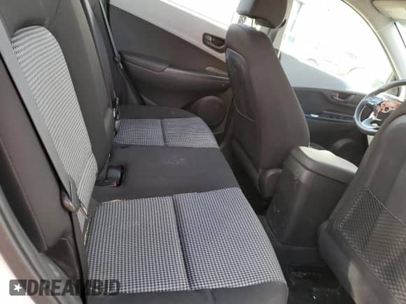 2019 Hyundai Kona SE с VIN KM8K1CAA4KU375363, выставлен на аукционе Copart как лот 46658453 с пробегом 58 008 миль миль и . История ставок и продаж доступна на DreamBid. Изображение 11.