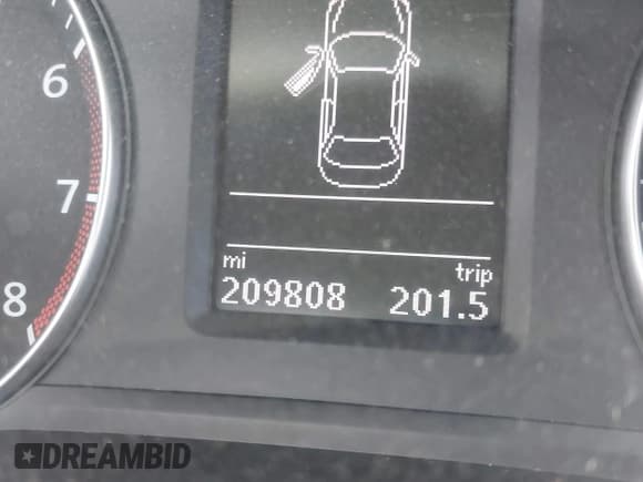 ✅ 2013 Volkswagen Passat SE • VIN: 1VWBH7A32DC134979 • Лот: 43057827. Опубликован ранее на IAAI с пробегом 209 808 миль. Бесплатный доступ к архиву аукционных продаж из США и подробный отчёт об истории автомобиля на DreamBid. Изображение 12.