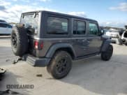 ✅ 2022 Jeep Wrangler Unlimited Sport Altitude • VIN: 1C4HJXDN0NW200329 • Lot: 89687575. Wystawiony na Copart z przebiegiem 46 956 mil. Bezpłatny archiwum sprzedaży aukcyjnych z USA i szczegółowy raport historii pojazdu na DreamBid. Zdjęcie 3.