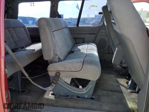 ✅ 1995 Ford Aerostar • VIN: 1FMCA11U3SZC08031 • Lot: 86777375. Wystawiony na Copart z przebiegiem 283 316 mil. Bezpłatny archiwum sprzedaży aukcyjnych z USA i szczegółowy raport historii pojazdu na DreamBid. Zdjęcie 11.