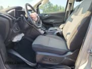 ✅ 2017 Ford C-Max SE • VIN: 1FADP5EU6HL103235 • Lot: 66640185. Wystawiony na Copart z przebiegiem 60 859 mil. Bezpłatny archiwum sprzedaży aukcyjnych z USA i szczegółowy raport historii pojazdu na DreamBid. Zdjęcie 7.