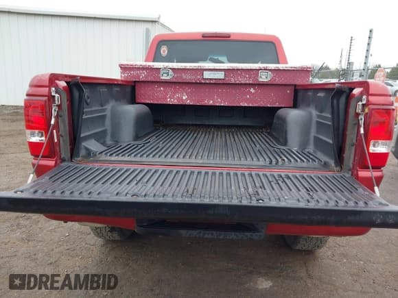 ✅ 2007 Ford Ranger XL • VIN: 1FTZR15E87PA37256 • Lot: 41193941. Wystawiony na IAAI z przebiegiem 130 733 mil. Bezpłatny archiwum sprzedaży aukcyjnych z USA i szczegółowy raport historii pojazdu na DreamBid. Zdjęcie 16.