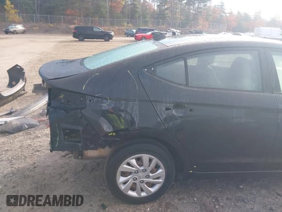 ✅ 2017 Hyundai Elantra SE • VIN: 5NPD74LF0HH088163 • Лот: 43509234. Опубликован ранее на IAAI с пробегом 108 797 миль. Бесплатный доступ к архиву аукционных продаж из США и подробный отчёт об истории автомобиля на DreamBid. Изображение 13.