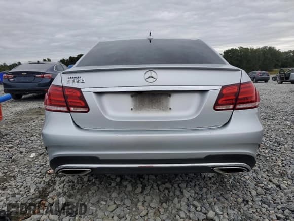 ✅ 2016 Mercedes-Benz E 350 Sport • VIN: WDDHF5KB0GB301384 • Лот: 85889775. Опубликован ранее на Copart с пробегом 159 493 миль. Бесплатный доступ к архиву аукционных продаж из США и подробный отчёт об истории автомобиля на DreamBid. Изображение 6.
