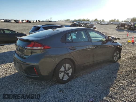 ✅ 2020 Hyundai Ioniq Blue • VIN: KMHC65LC2LU227911 • Lot: 82355845. Listed on Copart with 92,921 mi. Free auction sales archive from the USA and detailed vehicle history report at DreamBid. Image 3.