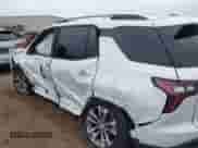 2025 Chevrolet Equinox FWD LT с VIN 3GNAXHEG0SL304222, выставлен на аукционе IAAI как лот 42212235 с пробегом Не указан миль и . История ставок и продаж доступна на DreamBid. Изображение 17.