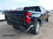 2019 Chevrolet Silverado 1500 LTZ z VIN 1GCPWEED4KZ124583, wystawiony jako IAAI lot #43089148 z przebiegiem 72 245 mil mil oraz . Historia ofert i sprzedaży dostępna na DreamBid. Obrazek 17.