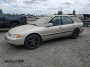 ✅ 1995 Honda Accord LX • VIN: 1HGCE1823SA005850 • Lot: 59224565. Listed on Copart with 404,000 mi. Free auction sales archive from the USA and detailed vehicle history report at DreamBid. Image 1.