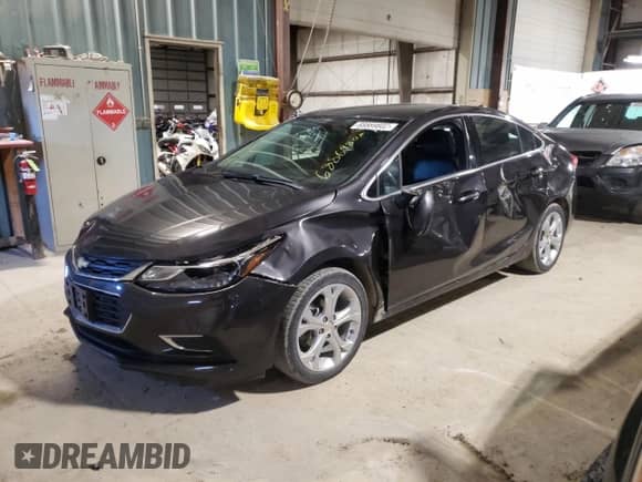 ✅ 2017 Chevrolet Cruze Premier • VIN: 1G1BF5SM5H7239768 • Лот: 68869802. Размещён на Copart с пробегом 89 746 миль миль. Получите бесплатный доступ к архиву аукционных продаж из США и посмотрите подробный отчёт об истории автомобиля на DreamBid. Изображение 1.