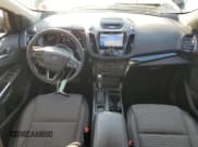 ✅ 2017 Ford Escape Titanium • VIN: 1FMCU0JDXHUC50770 • Lot: 90301085. Wystawiony na Copart z przebiegiem 87 598 mil. Bezpłatny archiwum sprzedaży aukcyjnych z USA i szczegółowy raport historii pojazdu na DreamBid. Zdjęcie 8.