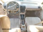 ✅ 1993 Ford Escort LX • VIN: 1FAPP15J1PW315677 • Лот: 90445565. Опубликован ранее на Copart с пробегом 75 655 миль. Бесплатный доступ к архиву аукционных продаж из США и подробный отчёт об истории автомобиля на DreamBid. Изображение 8.