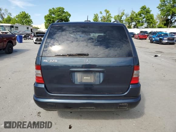 ✅ 2001 Mercedes-Benz M 320/430/500 • VIN: 4JGAB54E01A267633 • Lot: 58160855. Wystawiony na Copart z przebiegiem 157 975 mil. Bezpłatny archiwum sprzedaży aukcyjnych z USA i szczegółowy raport historii pojazdu na DreamBid. Zdjęcie 6.