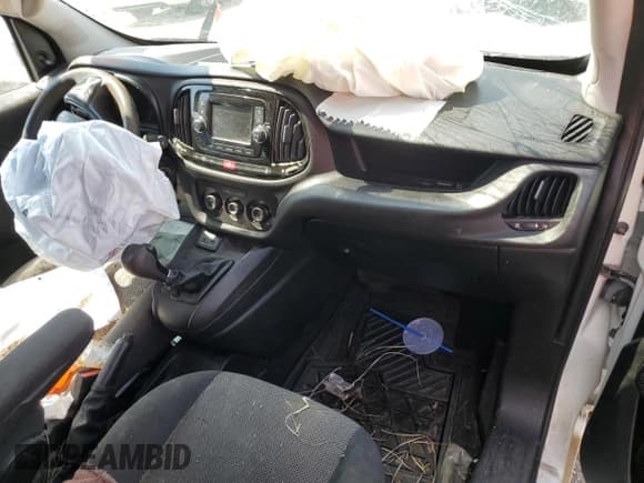 ✅ 2018 Ram ProMaster City Cargo Tradesman • VIN: ZFBERFAB8J6L01468 • Lot: 58454963. Wystawiony na Copart z przebiegiem Nie podano. Bezpłatny archiwum sprzedaży aukcyjnych z USA i szczegółowy raport historii pojazdu na DreamBid. Zdjęcie 8.