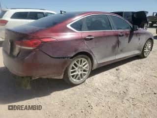 2015 Hyundai Genesis 5.0L z VIN KMHGN4JF4FU045739, wystawiony jako Copart lot #61482474 z przebiegiem 117 558 mil mil oraz Szkoda całkowita • Salvage title. Historia ofert i sprzedaży dostępna na DreamBid. Obrazek 3.