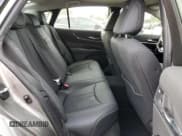 ✅ 2022 Toyota Mirai XLE • VIN: JTDAAAAA5NA005923 • Lot: 70522404. Wystawiony na Copart z przebiegiem 22 156 mil. Bezpłatny archiwum sprzedaży aukcyjnych z USA i szczegółowy raport historii pojazdu na DreamBid. Zdjęcie 10.