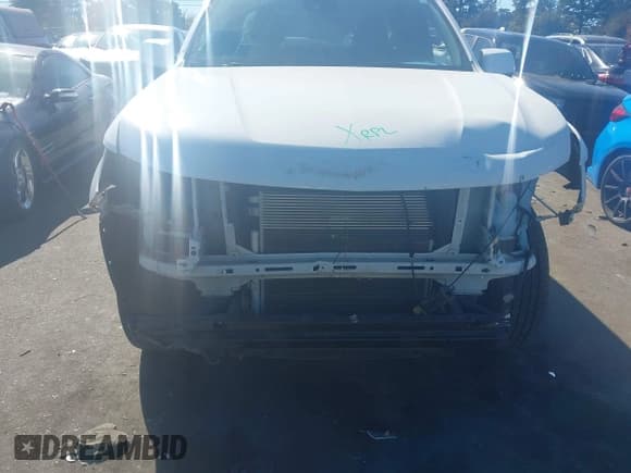 ✅ 2020 Chevrolet Colorado 2WD LT • VIN: 1GCHSCEA1L1182662 • Lot: 43495380. Wystawiony na IAAI z przebiegiem 75 744 mil. Bezpłatny archiwum sprzedaży aukcyjnych z USA i szczegółowy raport historii pojazdu na DreamBid. Zdjęcie 6.