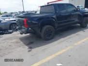 ✅ 2024 Toyota Tacoma SR5 • VIN: 3TMLB5JN9RM048881 • Лот: 42562353. Опубликован ранее на IAAI с пробегом 17 712 миль. Бесплатный доступ к архиву аукционных продаж из США и подробный отчёт об истории автомобиля на DreamBid. Изображение 4.