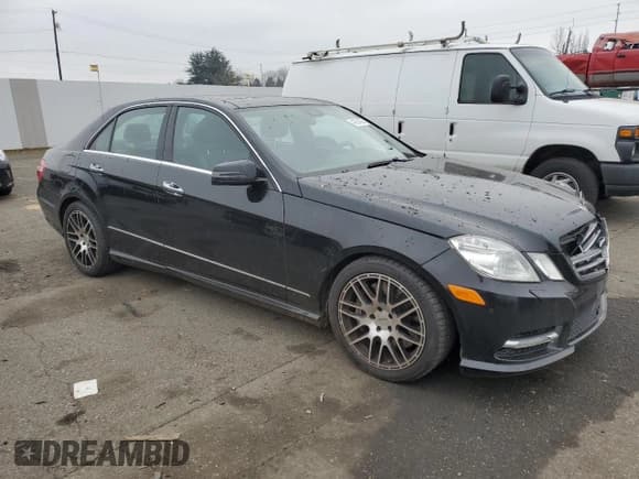 ✅ 2013 Mercedes-Benz E 550 Sport • VIN: WDDHF9BB1DA720269 • Lot: 43084865. Listed on Copart with 162,722 mi. Free auction sales archive from the USA and detailed vehicle history report at DreamBid. Image 4.