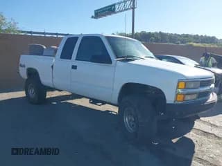 ✅ 1996 Chevrolet Silverado 1500 • VIN: 1GBEK19R3TE243952 • Lot: 42874859. Wystawiony na IAAI z przebiegiem 246 728 mil. Bezpłatny archiwum sprzedaży aukcyjnych z USA i szczegółowy raport historii pojazdu na DreamBid. Zdjęcie 1.