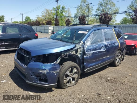 ✅ 2021 Subaru Ascent Premium • VIN: 4S4WMAFD5M3470720 • Lot: 55975325. Listed on Copart with 57,935 mi. Free auction sales archive from the USA and detailed vehicle history report at DreamBid. Image 1.