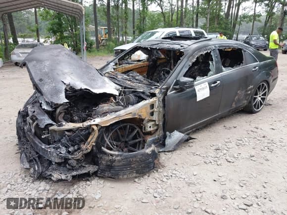 ✅ 2012 Mercedes-Benz S 550 • VIN: WDDNG9EB7CA443427 • Лот: 42918115. Опубликован ранее на IAAI с пробегом Не указан. Бесплатный доступ к архиву аукционных продаж из США и подробный отчёт об истории автомобиля на DreamBid. Изображение 2.