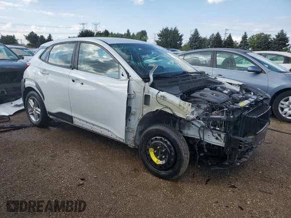 ✅ 2018 Hyundai Kona SE • VIN: KM8K12AA7JU091010 • Лот: 68134673. Опубликован ранее на Copart с пробегом 62 497 миль. Бесплатный доступ к архиву аукционных продаж из США и подробный отчёт об истории автомобиля на DreamBid. Изображение 4.